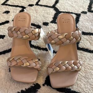 A New Day Women's Braided Sandals - Tan and Gold